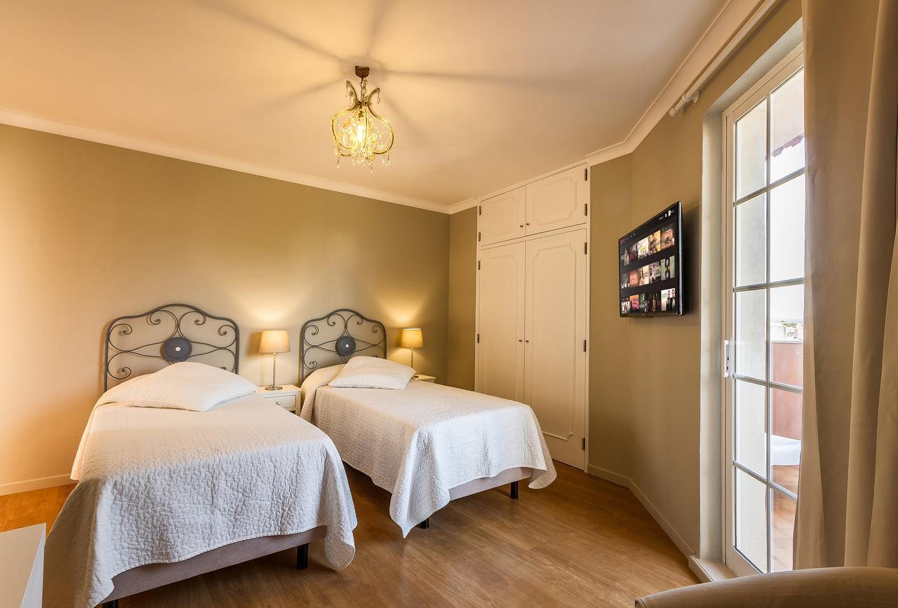 Lagos Suite Экстерьер фото